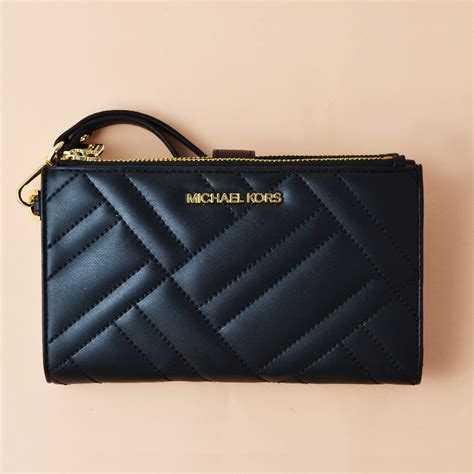 michael michael kors peyton large quilted double-zip wristlet|Michael Kors.